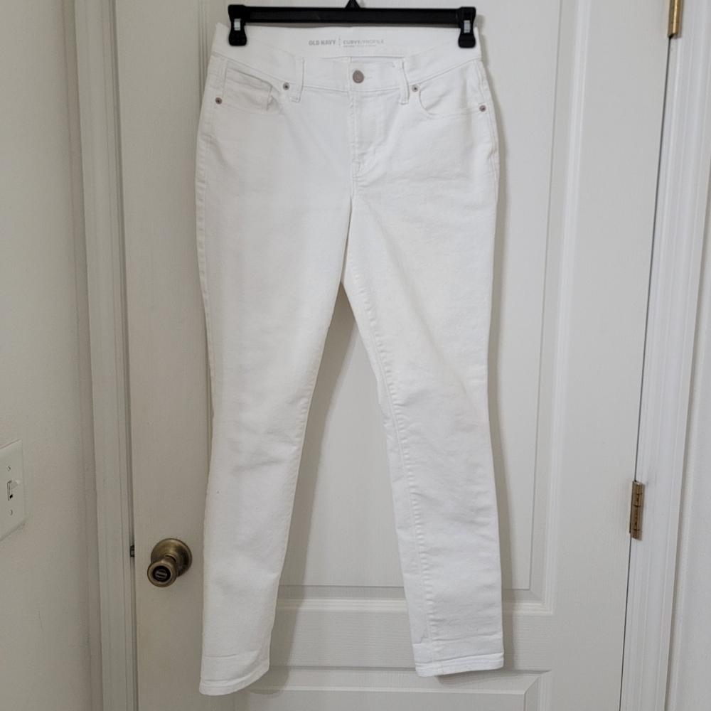 Old Navy Size 4 White Curvy Profile Mid-Rise Skinny Jeans. Excellent Used Cond.
